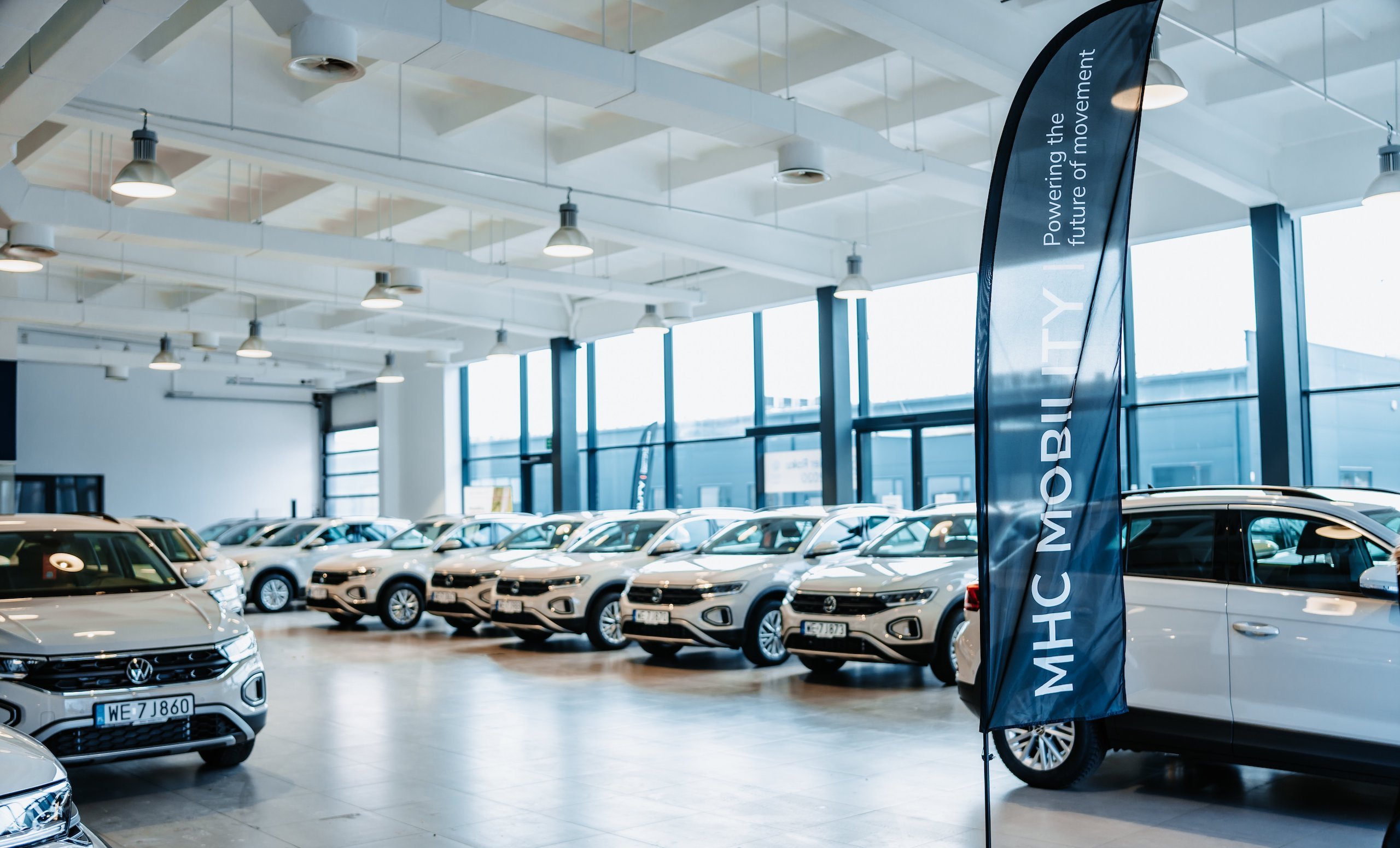 Unlock premium MHC Poland off-lease deals at CarCollect